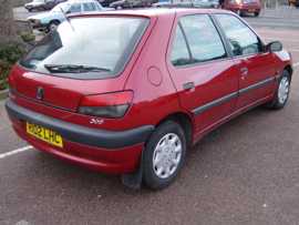 Click on this photo of the Peugeot 306 1.9 Diesel 5 door 5-Speed to enlarge... for sale at Vines Cross Auto Exchange Ninfield
