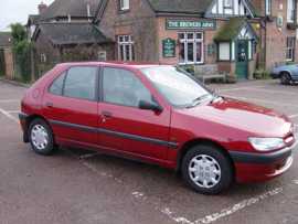 Click on this photo of the Peugeot 306 1.9 Diesel 5 door 5-Speed to enlarge... for sale at Vines Cross Auto Exchange Ninfield - if this photo is missing try refreshing the page if the photo still doesn't appear this vehicle might be already sold - click the home button if you found this page via a search engine