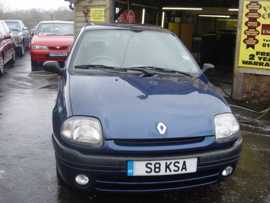 Click on this photo of the Renault Clio RT 5 door Manual to enlarge... for sale at Vines Cross Auto Exchange Ninfield - if this photo is missing try refreshing the page if the photo still doesn't appear this vehicle might be already sold - click the home button if you found this page via a search engine