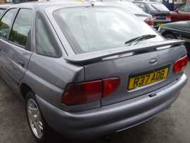 Click on this photo of the Ford Escort 1.8 Si 5 door Manual to enlarge... for sale at Vines Cross Auto Exchange Ninfield